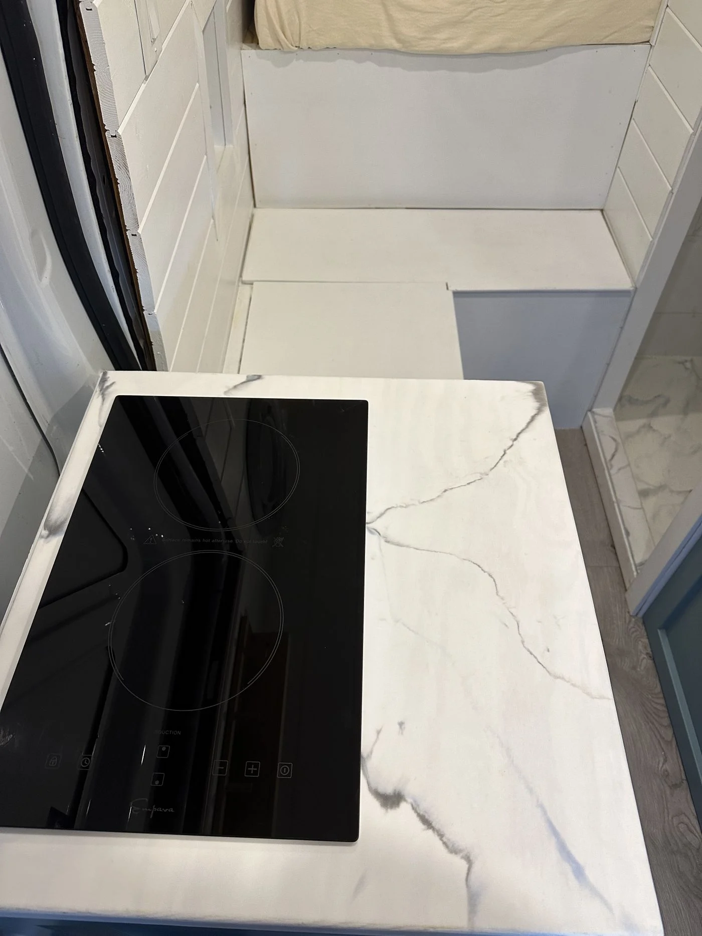 2019 Ford Transit High Roof EXT RWD With Bath (DEXTA) - Image 10