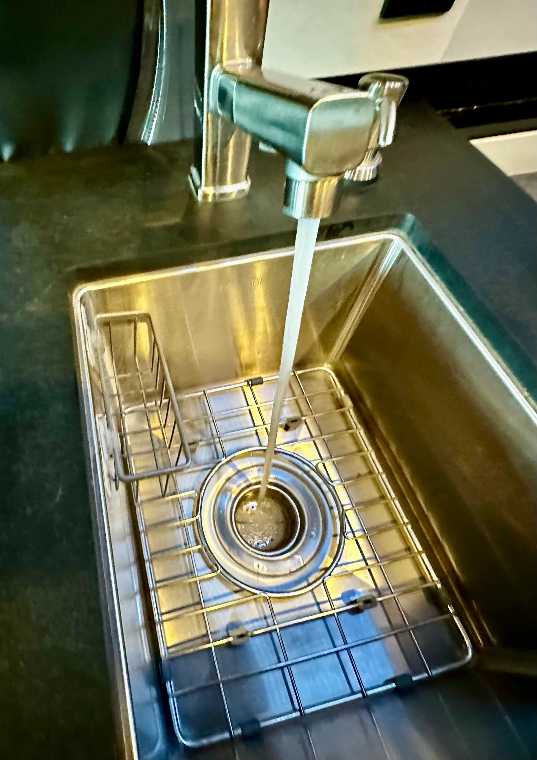 2019 Mercedes Sprinter 4×4 (SOPHIE) - Image 18