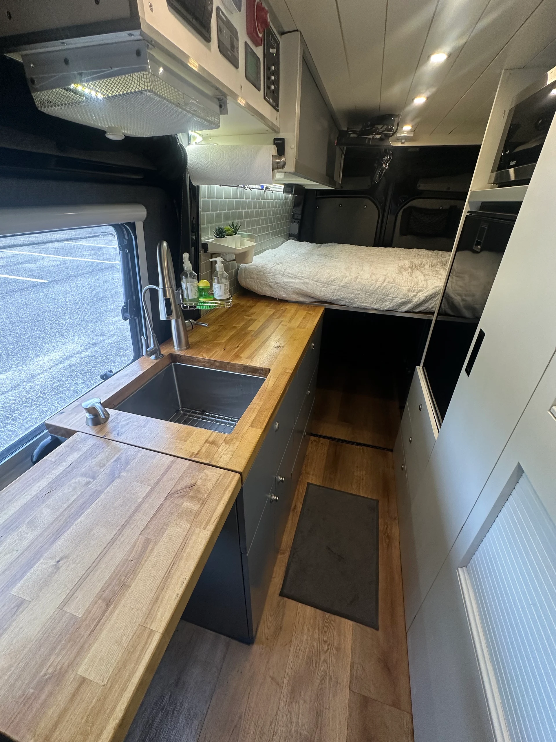 Pre-Owned 2015 Mercedes Sprinter 2WD (JUNO) - Image 18