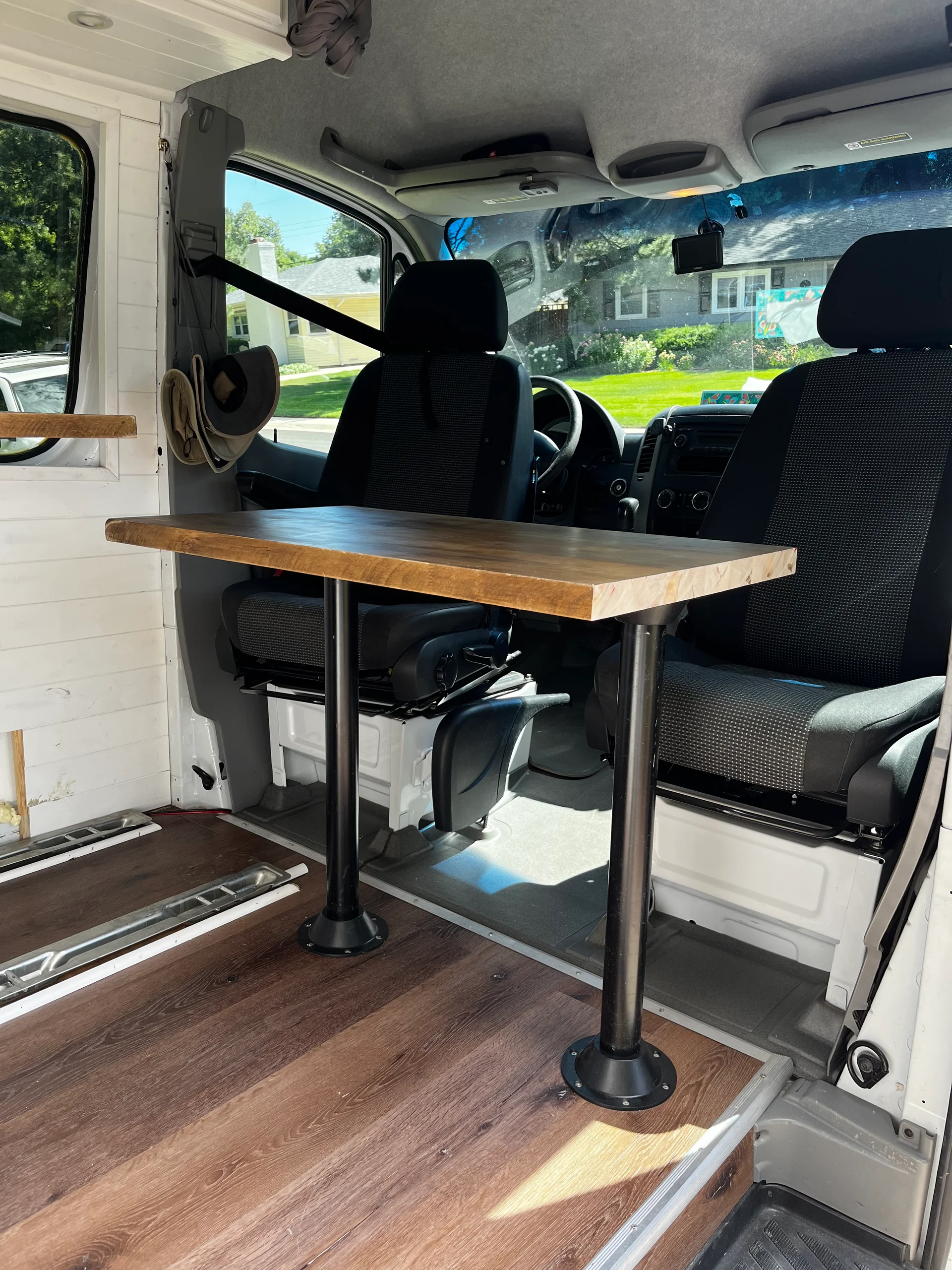 2012 Mercedes Sprinter 2WD (BEAU) - Image 11