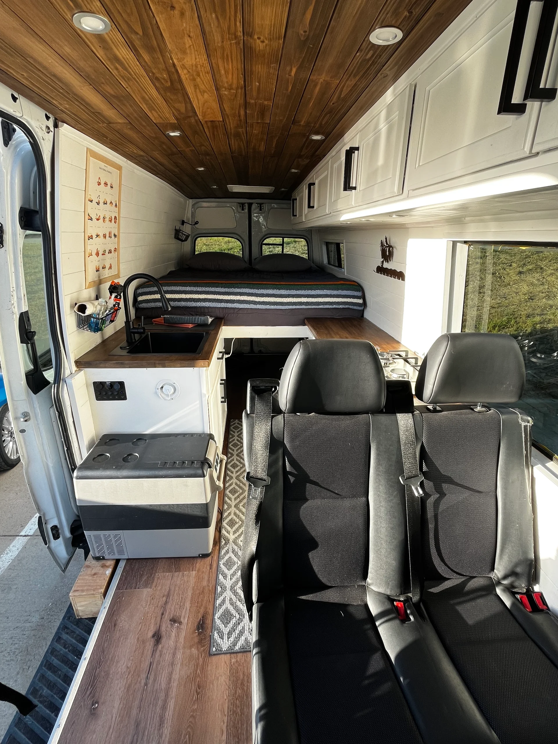 2012 Mercedes Sprinter 2WD (BEAU) - Image 3