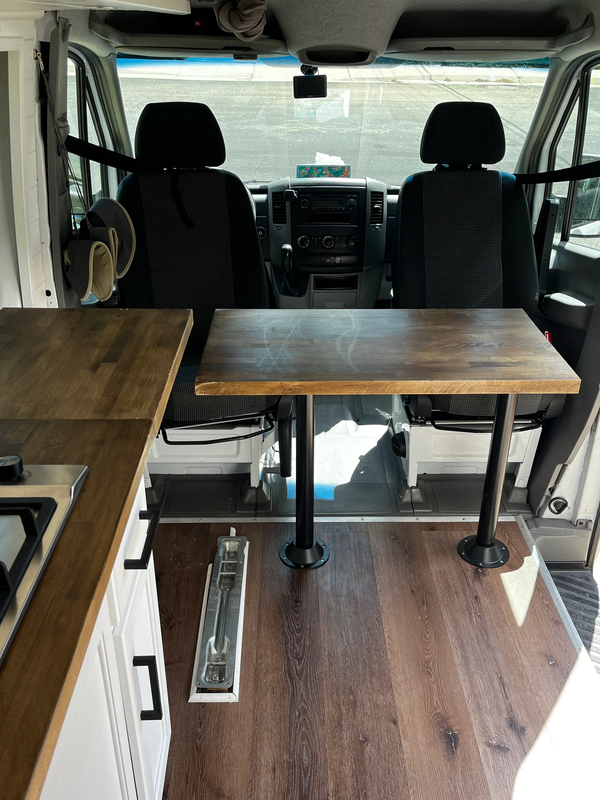 2012 Mercedes Sprinter 2WD (BEAU) - Image 13
