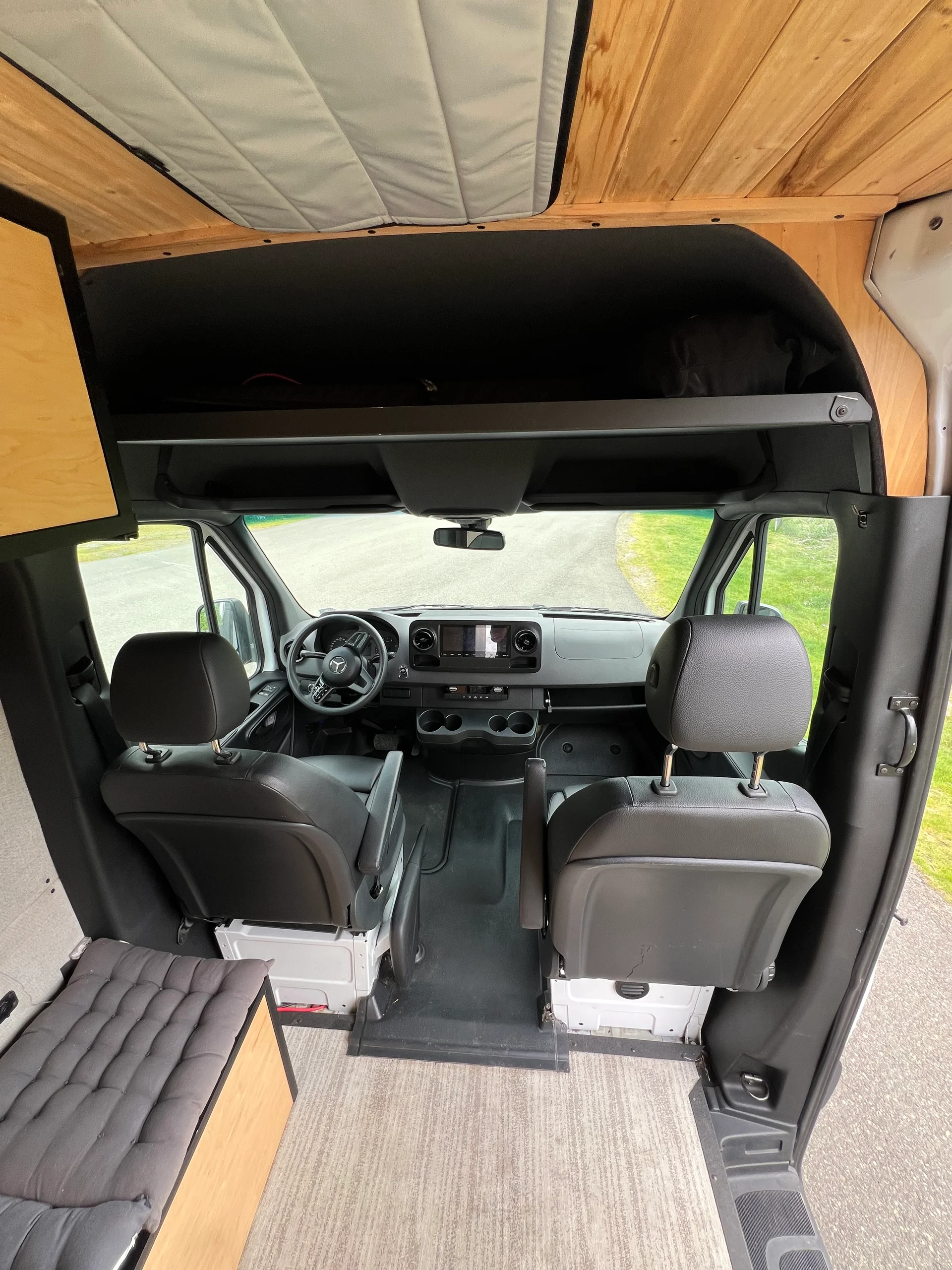 2022 Mercedes Sprinter 2WD(Finn) - Image 6