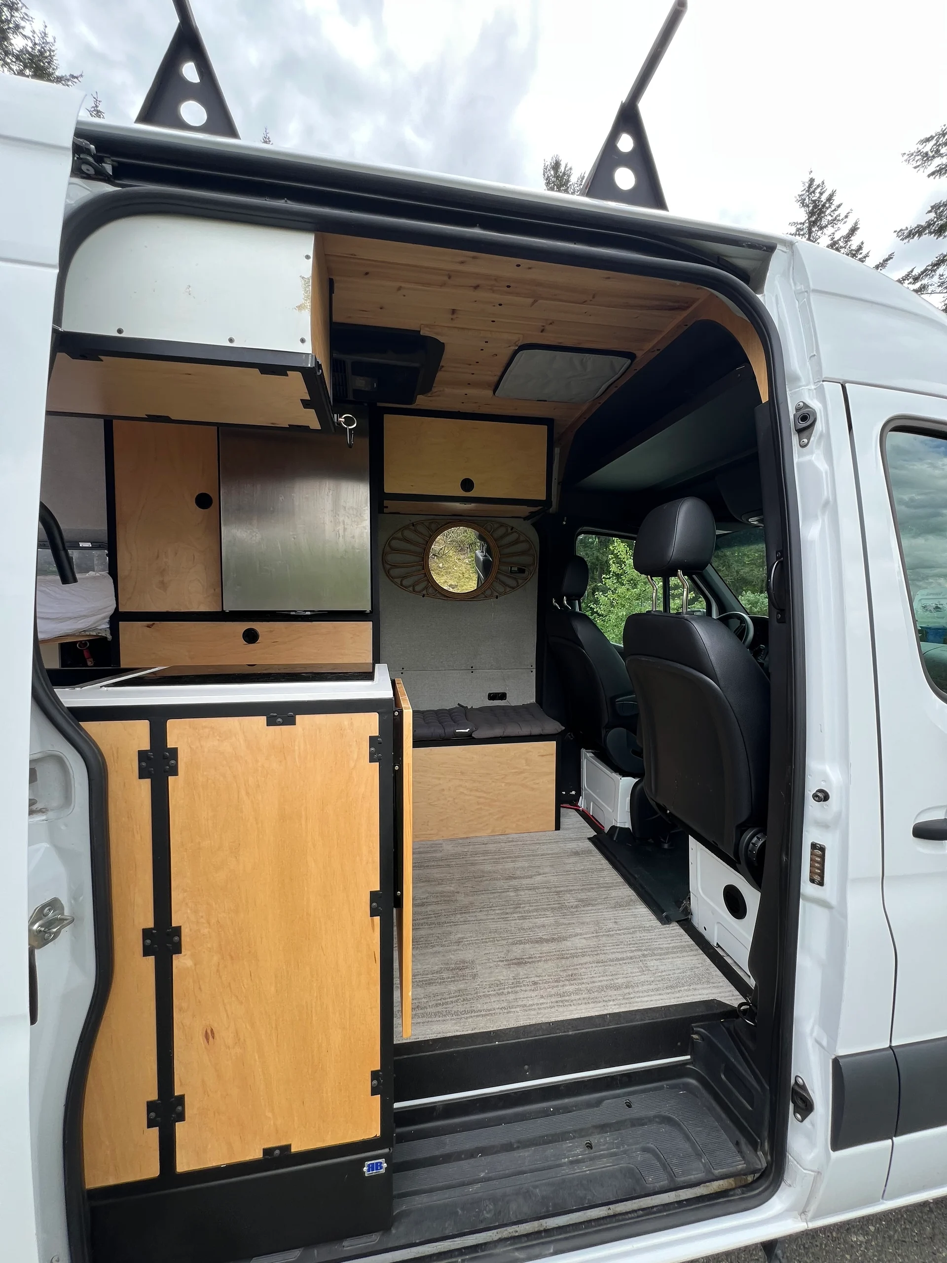 2022 Mercedes Sprinter 2WD(Finn) - Image 7