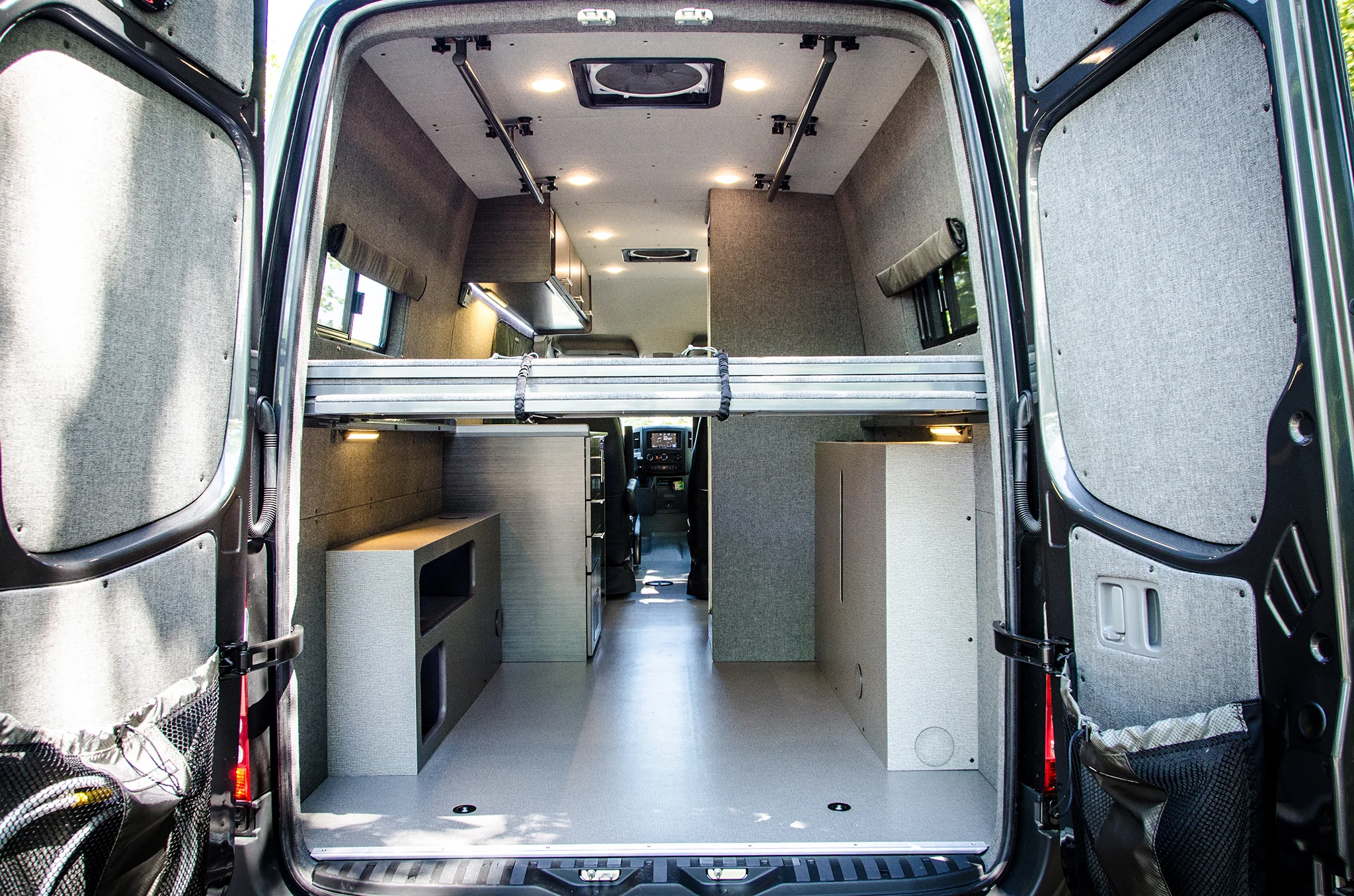 2015 Mercedes Sprinter 2WD (Sunny) - Image 10