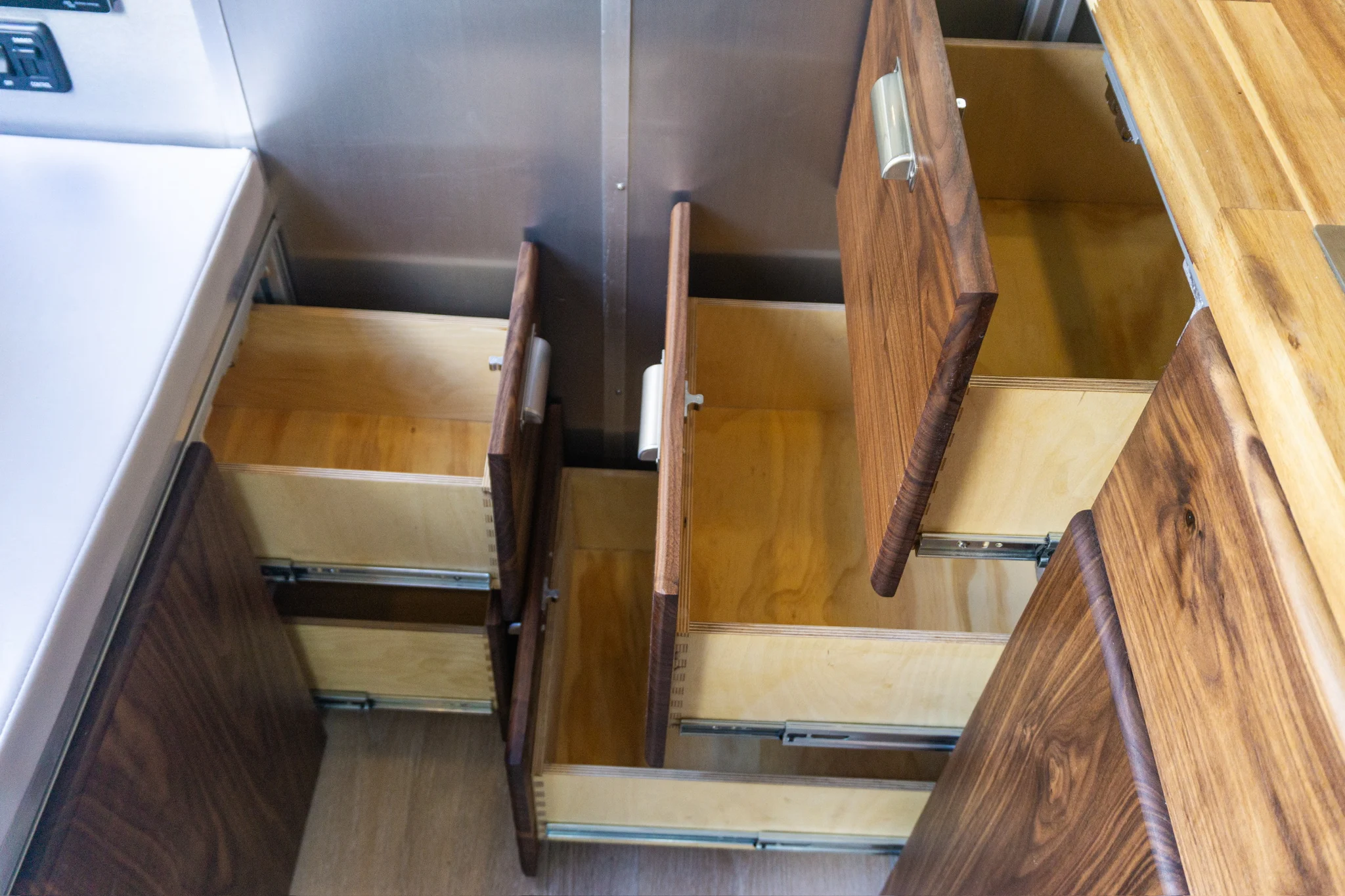 Pre-Owned 2020 Mercedes Sprinter 4×4 (SCOUT) - Image 8