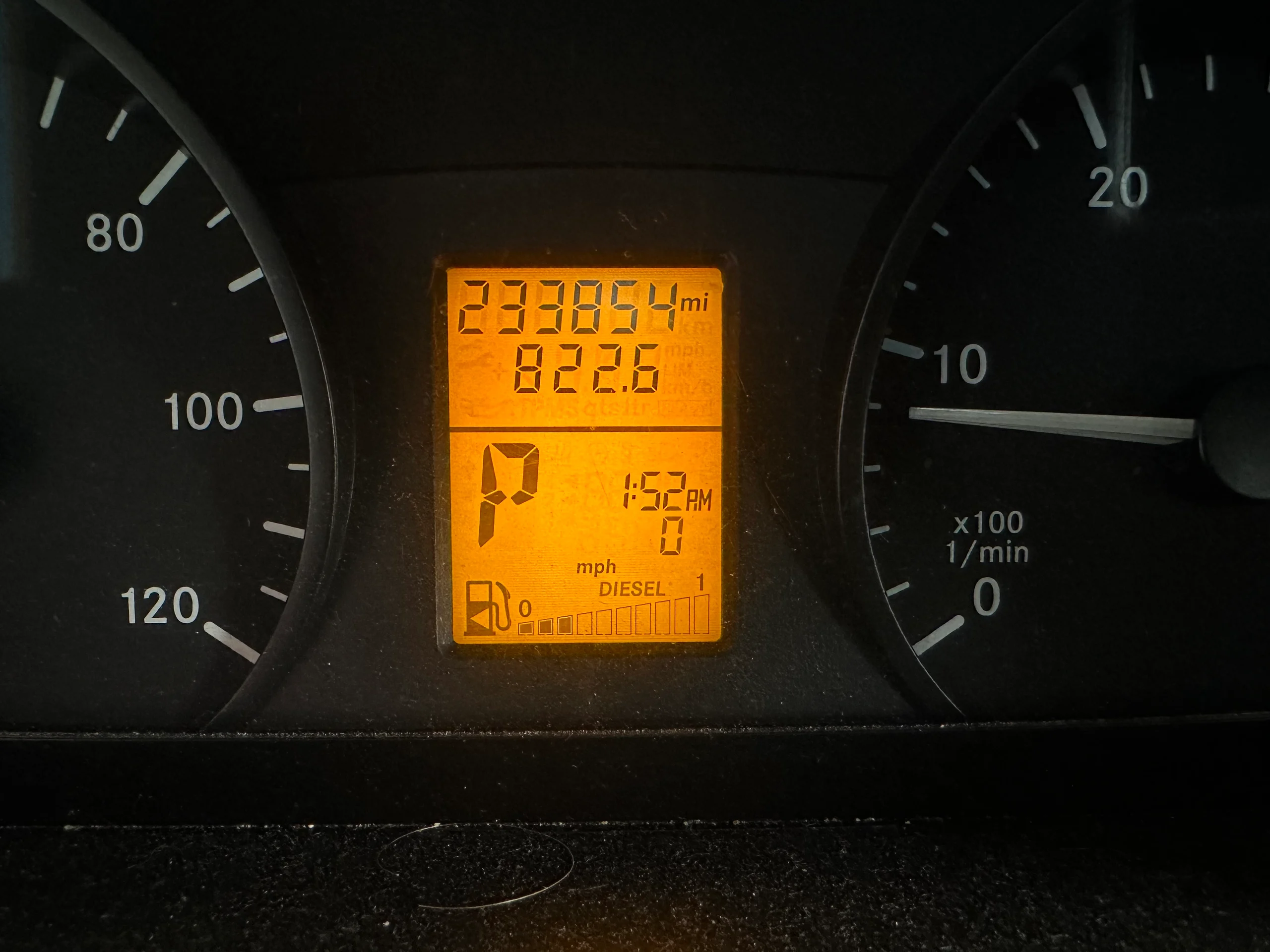 Pre-Owned 2015 Mercedes Sprinter 2WD (JUNO) - Image 28