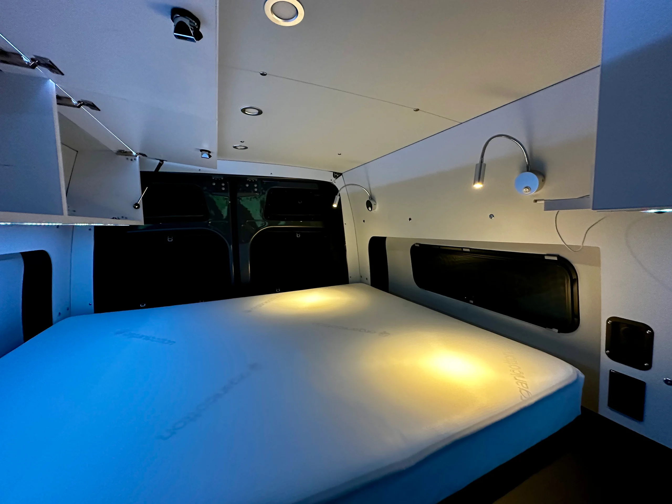 2019 Mercedes Sprinter 4×4 (SOPHIE) - Image 19