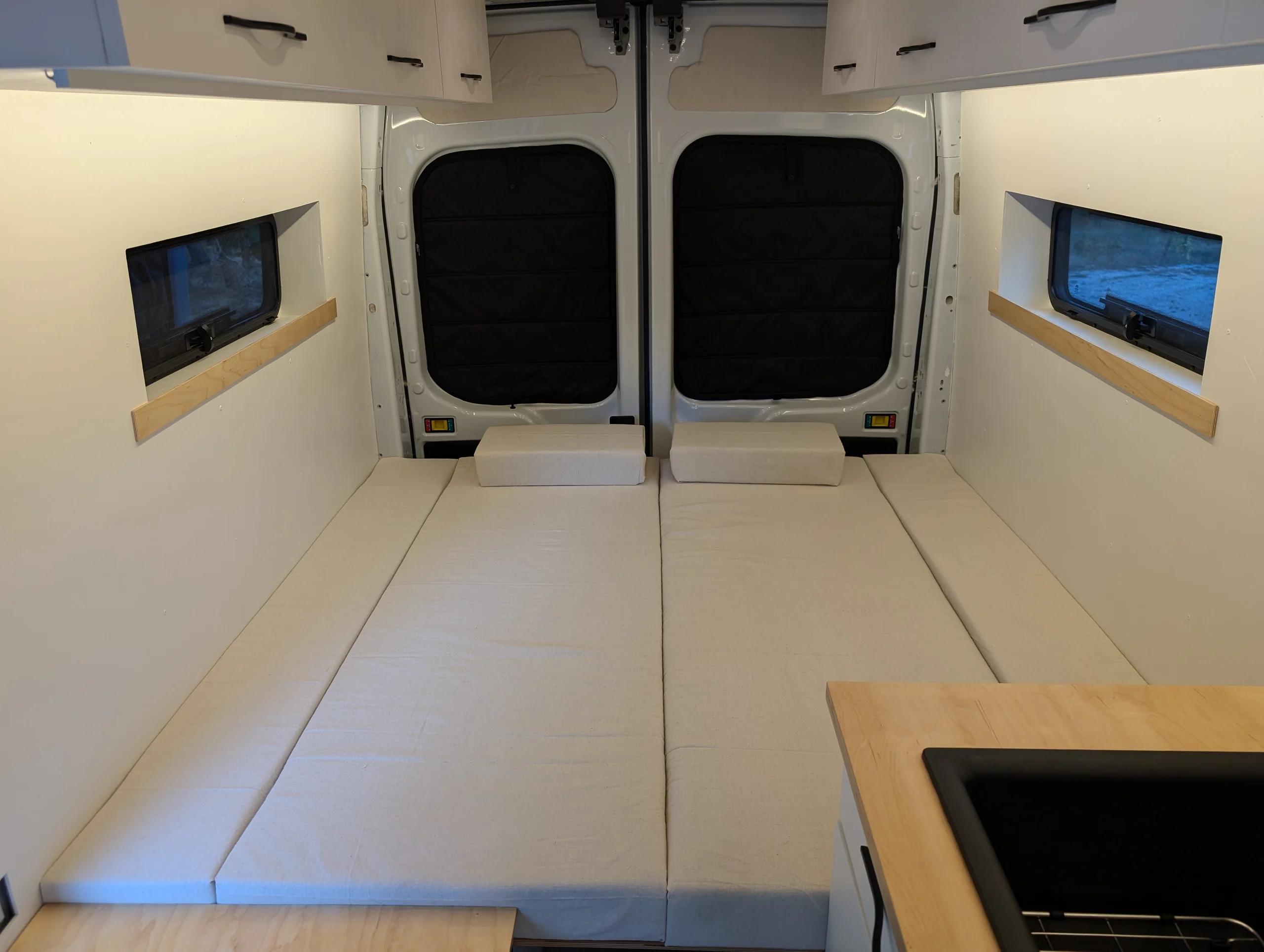 2020 Ford Transit AWD RV (JOE) - Image 10