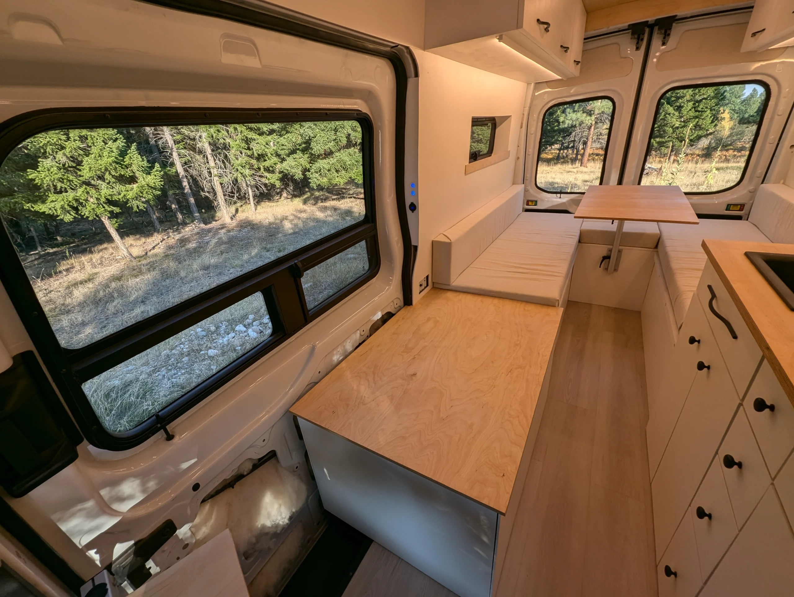 2020 Ford Transit AWD RV (JOE) - Image 9