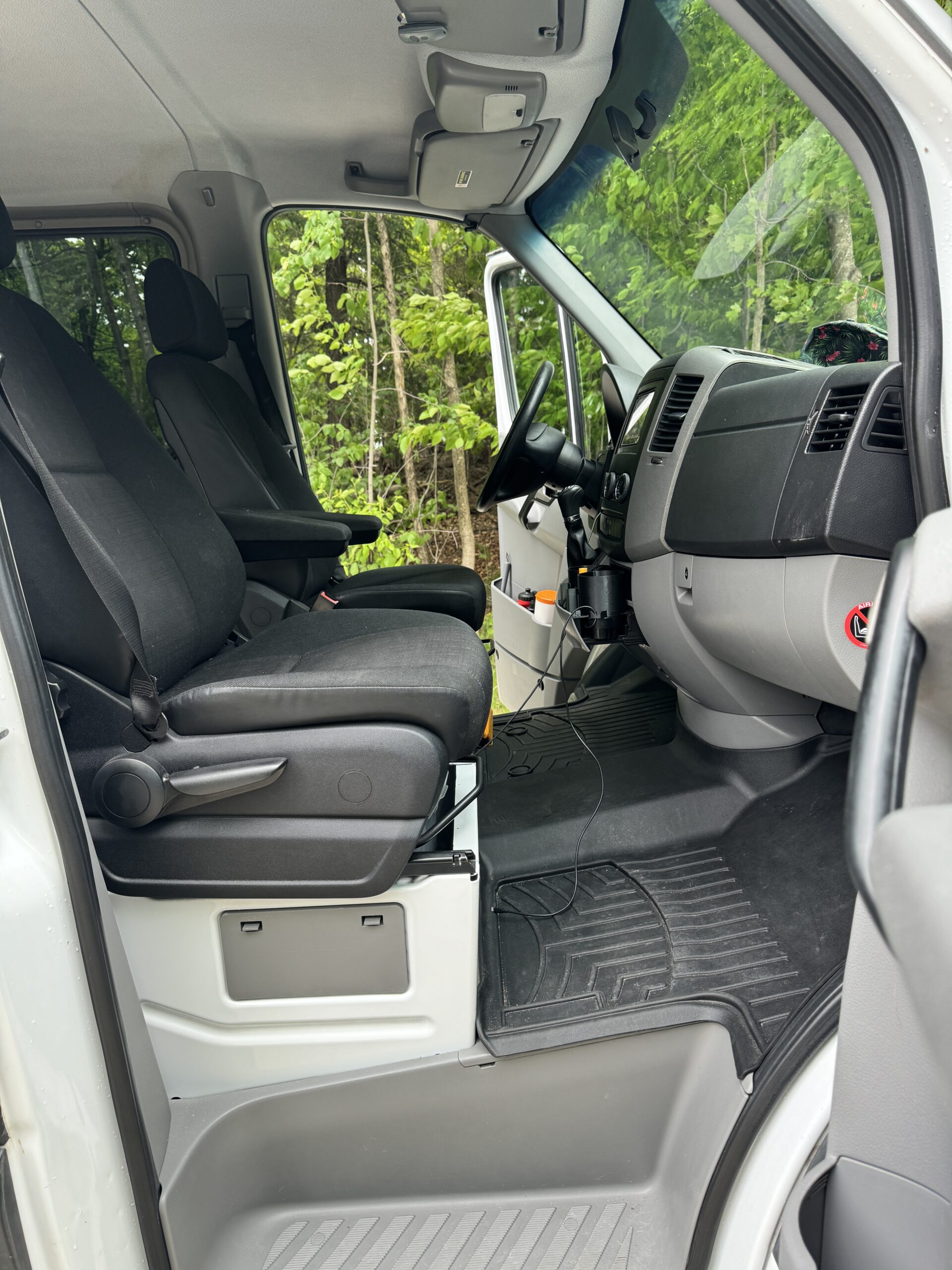 2014 Mercedes Sprinter 2WD (BAILEY) - Image 24